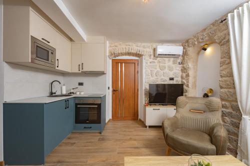 Konyha, Apartments Račić (Apartments Racic) in Mou