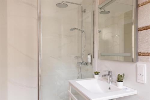 Best Western Ronceray Opéra - image 11