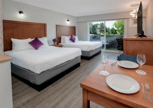 Double room, kitchen