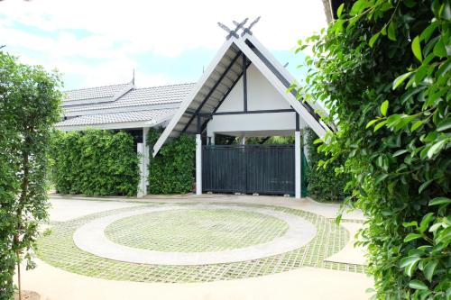 Pemandangan luar, me2 Singhamuntra Resort Kamphaengsaen in Kamphaeng Saen