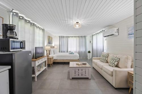 WLR5 - Studio near Palm Beach - White Lotus Retreat, Palm-Eagle Beach (foto 5)