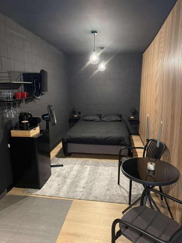 Au bât Tournai adult only chambre d'hôte Bruyelle