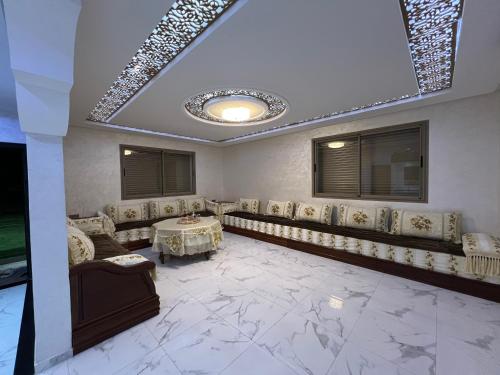 Villa familiale avec piscine à Agadir Golf (Villa familiale avec piscine a Agadir Golf) in 이네즈가네