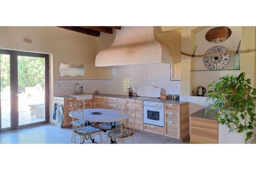 L'intemporelle in Saint-Dionisy