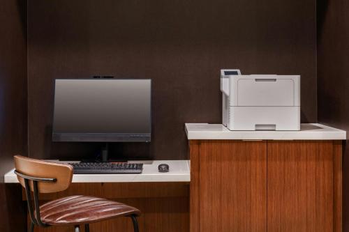 Courtyard by Marriott Oneonta - image 8