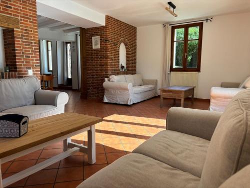 Le Mondementais - Gîte en Champagne avec piscine (Le Mondementais - Gite en Champagne avec piscine) in Mondement-Montgivroux