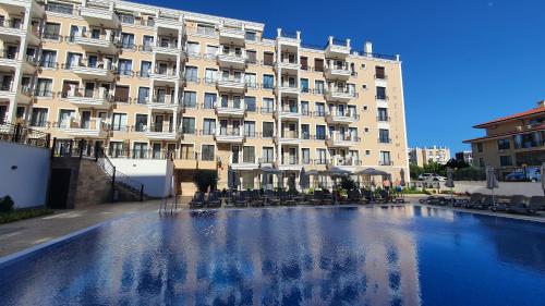 Svømmebasseng, Sunshine Rose - Sea view, Neubau, Luxus Apartment in Sveti Vlas