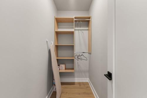 Bright 2Bed 2Bath in Brand New Pilsen Development in University Village