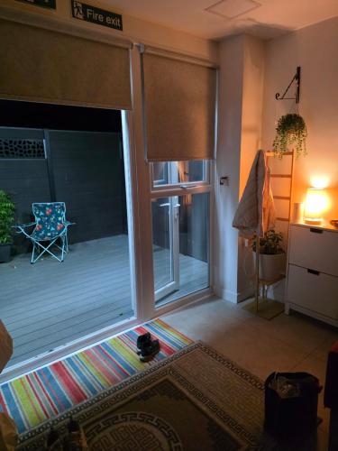 Bee Hive Studio Flat, Manchester (photo 10)