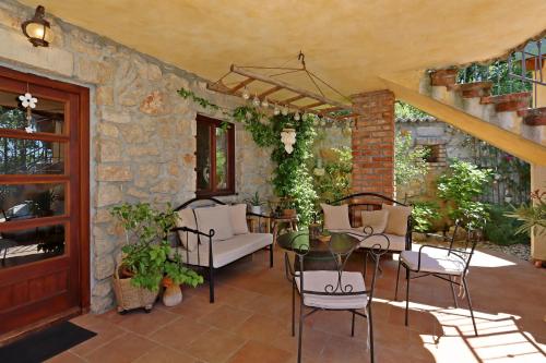 Balcony/terrace, Family friendly house with a swimming pool Grizane, Crikvenica - 24302 in Grizane