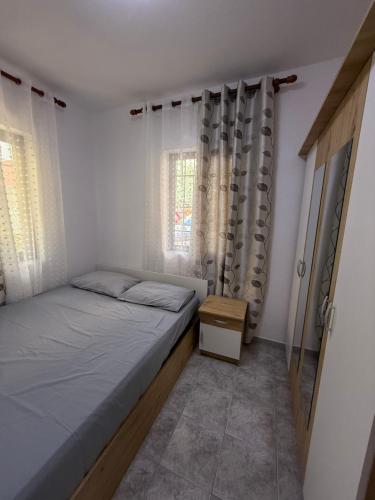 Leo's Place - image 2
