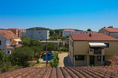 Two-Bedroom Apartment with Balcony image 1