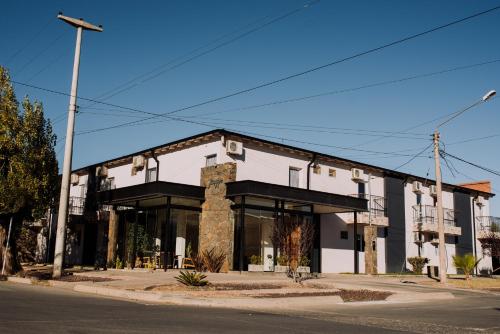 . Hotel Maggio