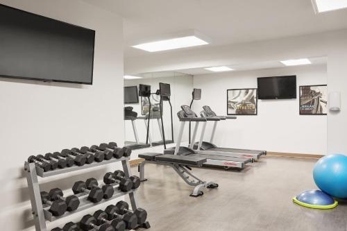 Staybridge Suites Peoria Downtown an IHG Hotel - image 8