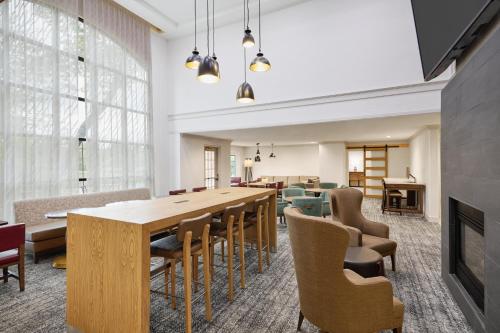 Staybridge Suites Peoria Downtown, an IHG Hotel in Peoria, USA