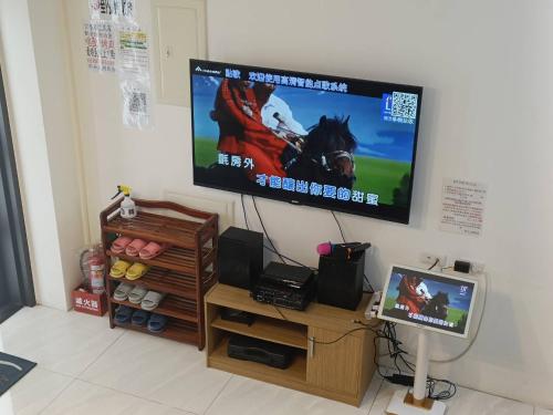 馬卡上將民宿 歡唱l麻將l烤肉BBQ, Sanxing (foto 4)