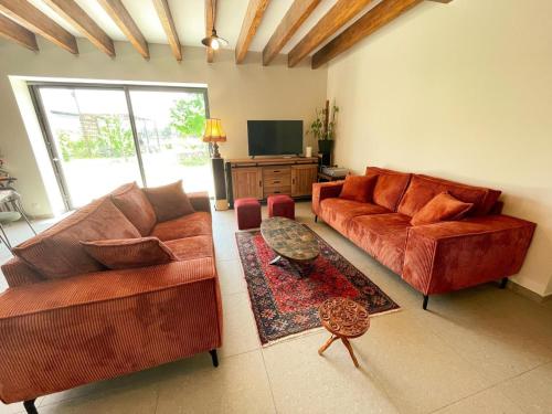 Gîte paisible sur domaine de 6 ha avec terrasse privée, proche de Loire et zoo - FR-1-381-627 (Gite paisible sur domaine de 6 ha avec terrasse privee, proche de Loire et zoo - FR-1-381-627) in กู๊ร์แซลล์ ออง ตูแรน