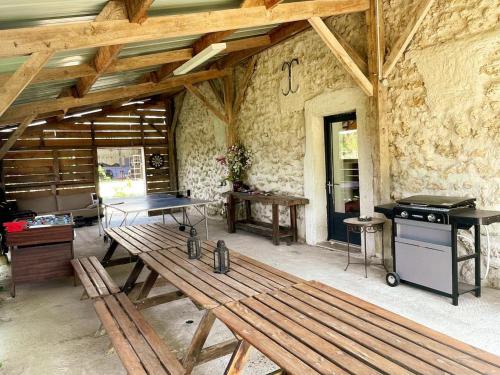 Gîte paisible sur domaine de 6 ha avec terrasse privée, proche de Loire et zoo - FR-1-381-627 (Gite paisible sur domaine de 6 ha avec terrasse privee, proche de Loire et zoo - FR-1-381-627) in กู๊ร์แซลล์ ออง ตูแรน