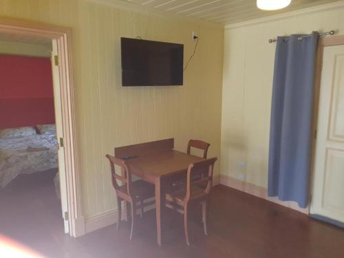 Drovers Retreat - Cottage 2 in Thulimbah