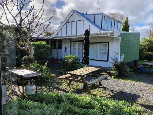 Létesítmények, Purple Hen Country Lodge in Katikati