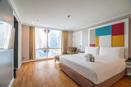 room detail thumbnail 1