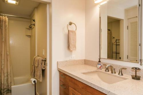 Kapaa Shore Resort #118 - image 9