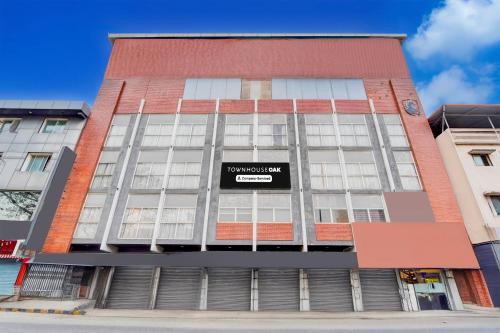 Super Townhouse Jyoti Mahal Road Rayagada