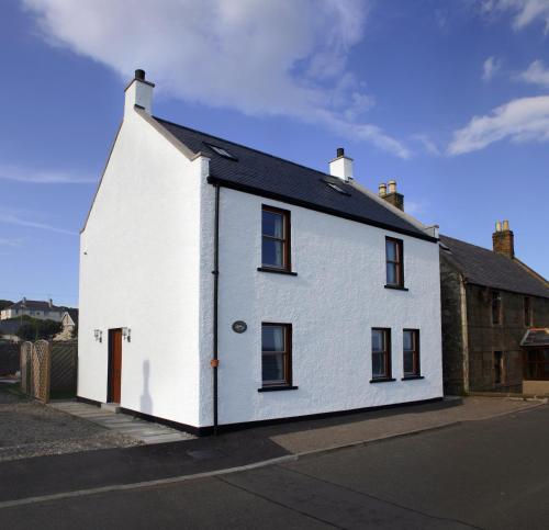 Seashore House - Johnshaven