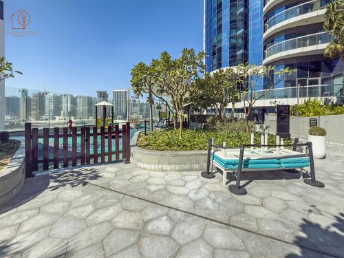 Elegant 2 Bedroom Apartment with Pool Views at Business Bay 211DPA-2, Dubaj (zdjęcie 4)