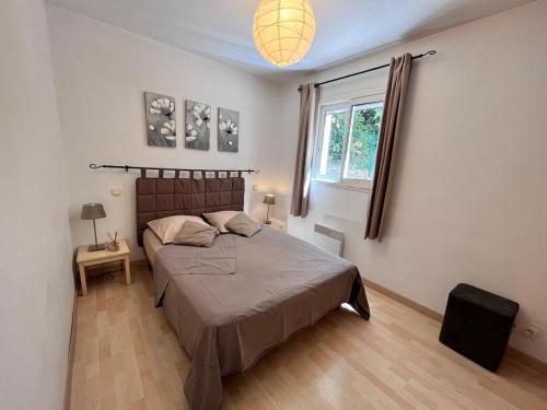 Flat with Garden in Charming Villa fully renovated near Pagode Hong Hien