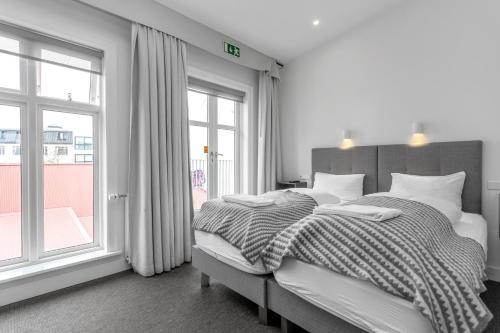 Penthouse Luxury Studio Apartment - Top Floor room in Ice Apartments by Heimaleiga