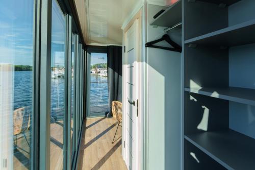 Surrounding environment, L'Escale Royale Saint-Martin-la-Garenne Port Ilon - Seine - Giverny in Other