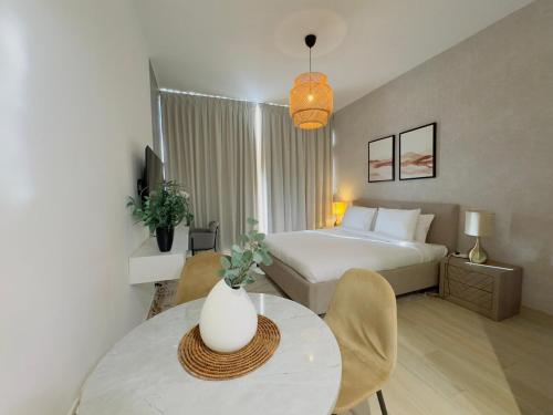 Sky-High Studio Marina Skyline View Bloom Tower, Dubai (photo 2)