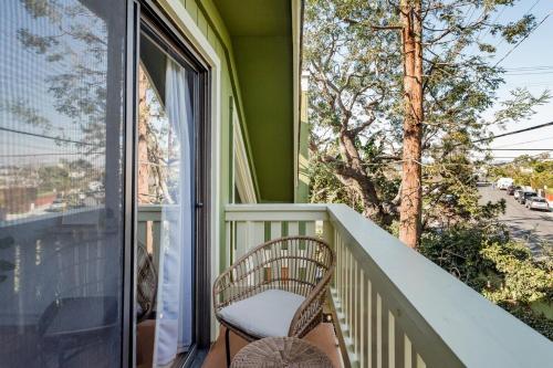 Silver Triangle Oasis with Verdant Backyard, Los Angeles (fotografie 6)