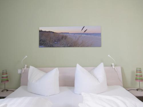 One-Bedroom Apartment with Terrace image 6