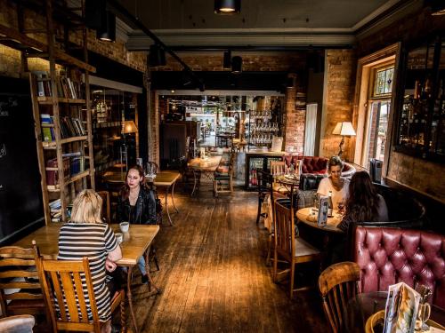 ห้องอาหาร, d'Parys in เบดฟอร์ด