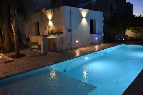 Borgo dei Filitti - B&B artistico - Piscina Solarium & Enoteca in Palmariggi