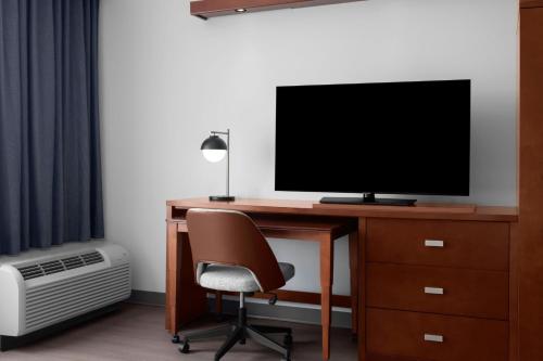 Courtyard By Marriott Houston Kingwood - image 9