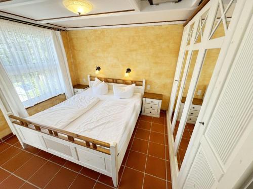 Ferienhaus Thea mit Terrasse - image 5