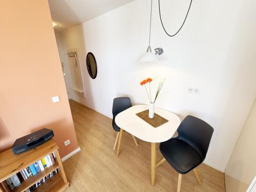 One-Bedroom Apartment with Balcony image 10