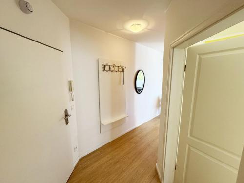 One-Bedroom Apartment with Balcony image 8