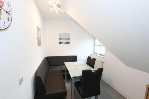 One-Bedroom Apartment with Balcony image 8