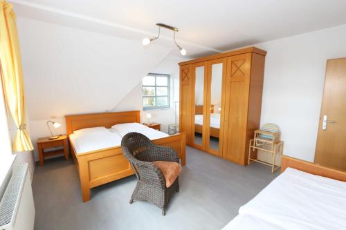 One-Bedroom Apartment with Balcony image 4