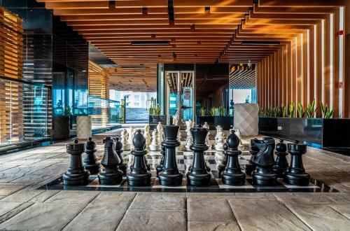 Stylish Studio Bayz Danube Burj Khalifa View Pool, Dubai (photo 4)
