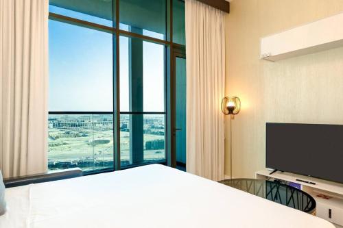Stylish Studio Bayz Danube Burj Khalifa View Pool, Dubai (photo 9)