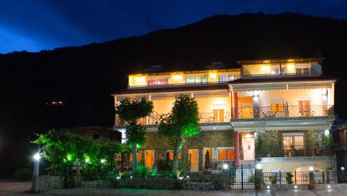  Drosia Hotel in Kato Loutraki