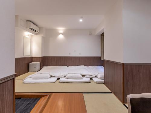 Japanese-Style Room image 2