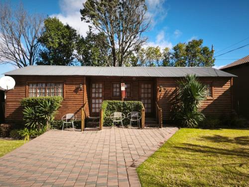 The Log Cabin Apartments Hotel in Standerton