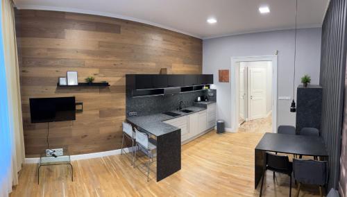 One-Bedroom Apartment - Second Floor room in Holec Apartments