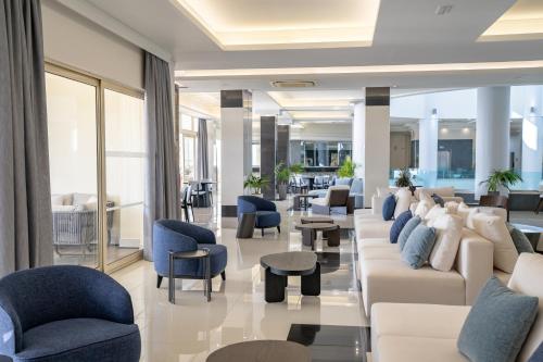 Grand Blue Beach Hotel in Kardamaina